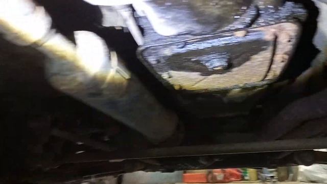 Нива Урбан из нивы 21213 2011 года с пробегом 100 тысяч км. Капитальный ремонт кузова агрегатов смотреть онлайн