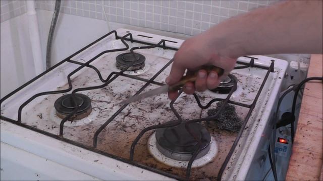 Как очистить решётку газовой плиты от жира с помощью моющего средства за 100 рублей ? смотреть онлайн