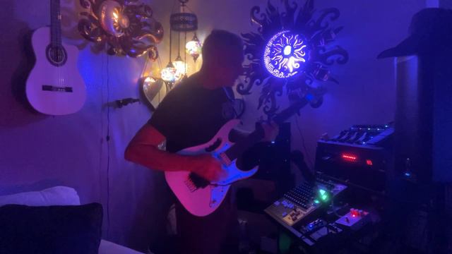 My Remake of Come Together by the Beatles. Ibanez JR. EVH tube amp. Tascam 12 track recorder смотреть онлайн