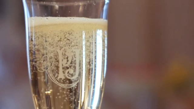 Бранч в ресторане Butler смотреть онлайн