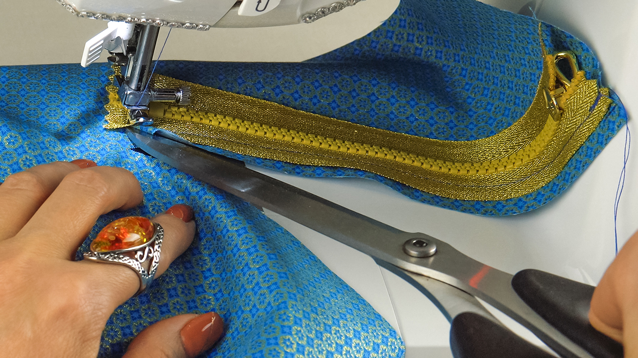 А что так можно было? Как качественно и просто вшить молнию смотреть онлайн