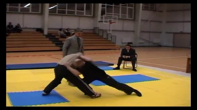 Школа Тайцзи цюань и Цигун - Соревновательный туйшоу