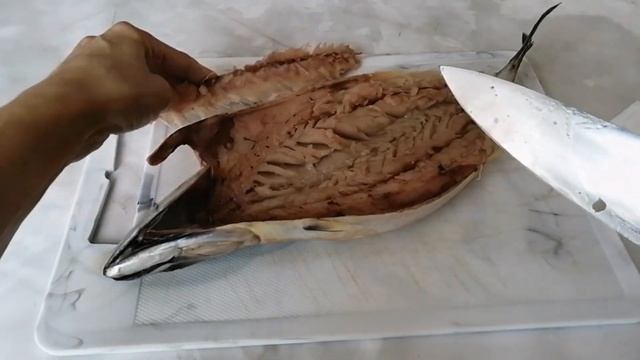 СКУМБРИЯ по-царски. Вкуснейшая Скумбрия в духовке.Delicious Mackerel in the oven смотреть онлайн