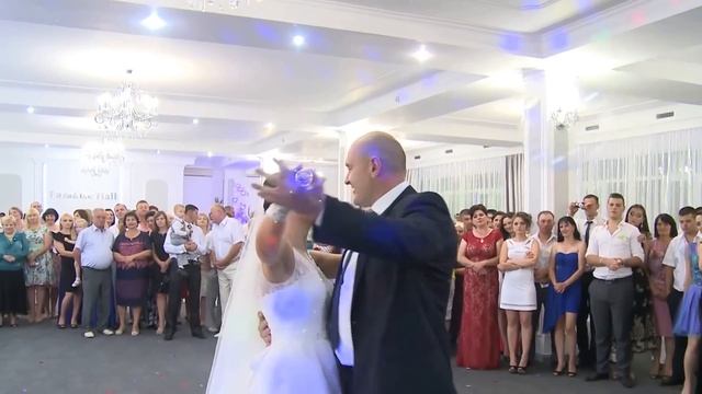 Александр и Наталья.Свадебный танец. Вальс Доги. смотреть онлайн