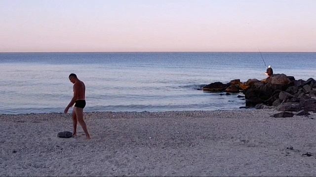 ЭТИ ПРОСТЫЕ УПРАЖНЕНИЯ ПОМОГУТ БЫТЬ В ФОРМЕ ВСЕГДА И ВЕЗДЕ смотреть онлайн