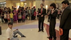 ?ТОП 5 САМЫХ НЕОБЫЧНЫХ ПРЕДЛОЖЕНИЙ РУКИ И СЕРДЦА | Как сделать предложение девушке? | Флора2000