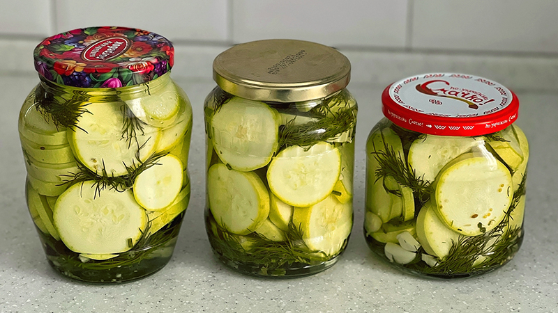РЕЦЕПТ БОМБА! Маринованные Хрустящие Кабачки на Зиму! Ароматный и очень вкусный рецепт! смотреть онлайн