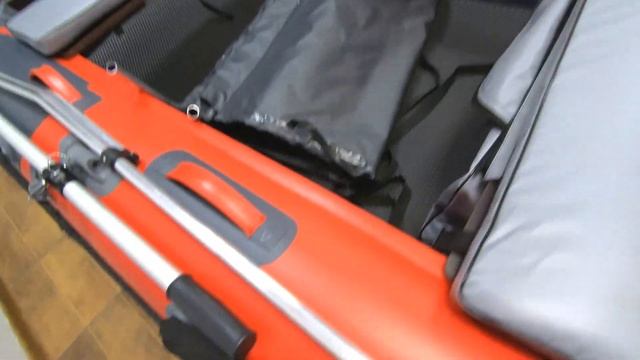 Вес,Размер,Комплектация лодки Риф Скат 370 НДНД с деревянным транцем смотреть онлайн