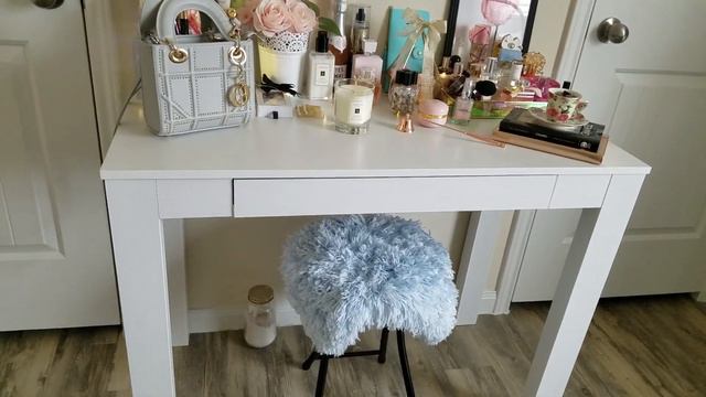 Walmart vanity/desk!!! It Works Great!! #dressingtable #diyvanity #makeup #diy смотреть онлайн