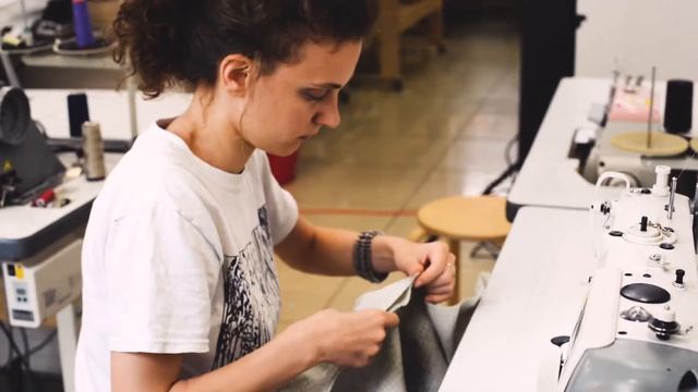 Съемки мастер-класса по пошиву платья в школе Крою.ру смотреть онлайн