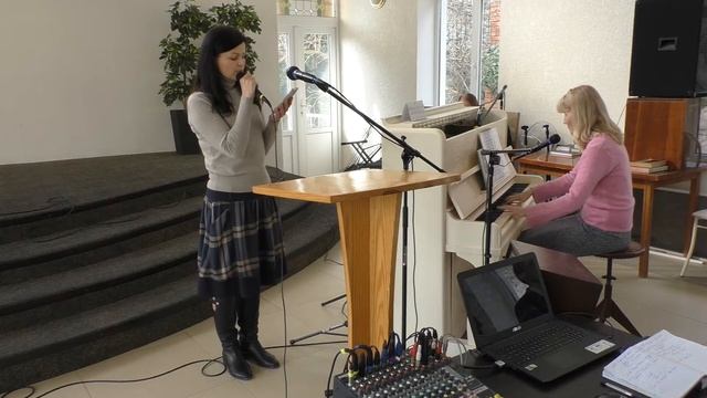 Пение - Оля и Галя "Исчезают все сомненья" смотреть онлайн