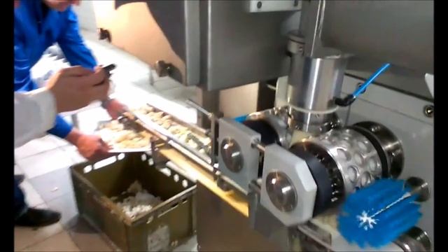 Пельменный аппарат "ТВС-2017" в работе (часть 2) смотреть онлайн