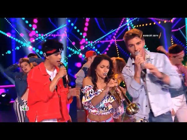 Невероятный дуэт Алексей Воробьев и участник "Ты супер!" Роман Дружинин с песней Сумасшедшая смотреть онлайн