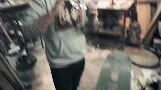 Дешевый ремонт обуви Shoe Goo/ чиним кеды шугой