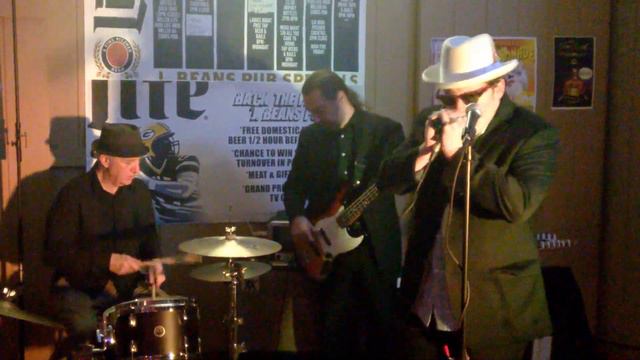 Robert Allen Jr. Band with "Big" Al Dorn - Mannish Boy смотреть онлайн