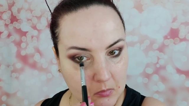 Eveline Ruby Glamour Bell Shine Makijaż Walentynkowy??? смотреть онлайн