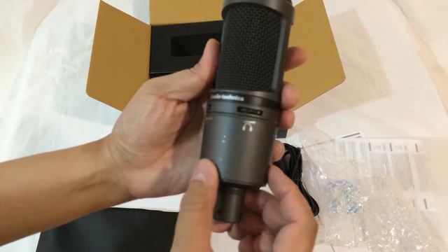 Audio Technica AT2020 USB+ Microphone Unboxing смотреть онлайн