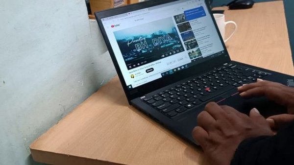 lenovo thinkpad  x13 GEN 1