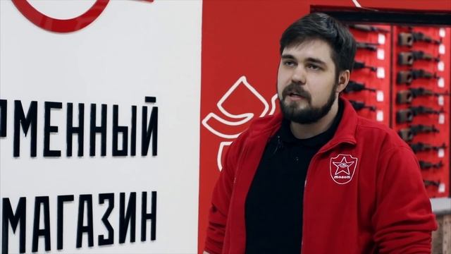 Мастерская при фирменном магазине завода Молот. Визит конструктора ООО "Молот-Оружие" смотреть онлайн