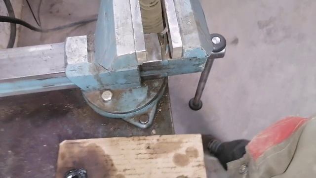 FORD MONDEO" ЗАМЕНА ПЫЛЬНИКОВ ШРУСов.. смотреть онлайн