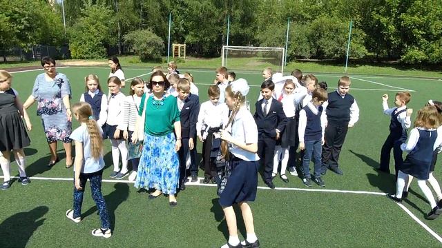 Выпускной. Школа №167. 4 класс В. 2018 год (часть 1). смотреть онлайн