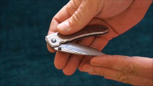 Нож складной NAMI (волны) Mcusta MC-0111D