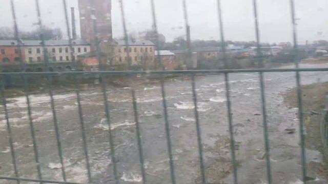 Пешеходная граница Россия - Эстония. Ивангород (Парусинка) - Нарва. Идём в Евросоюз пешком. Narva. смотреть онлайн