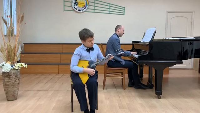 Шмелёв Алексей сольное исполнение балалайка средняя группа смотреть онлайн