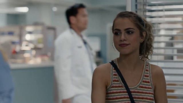 Grand Hotel 1x13 Sneak Peek "A Perfect Storm" (HD) Season Finale смотреть онлайн