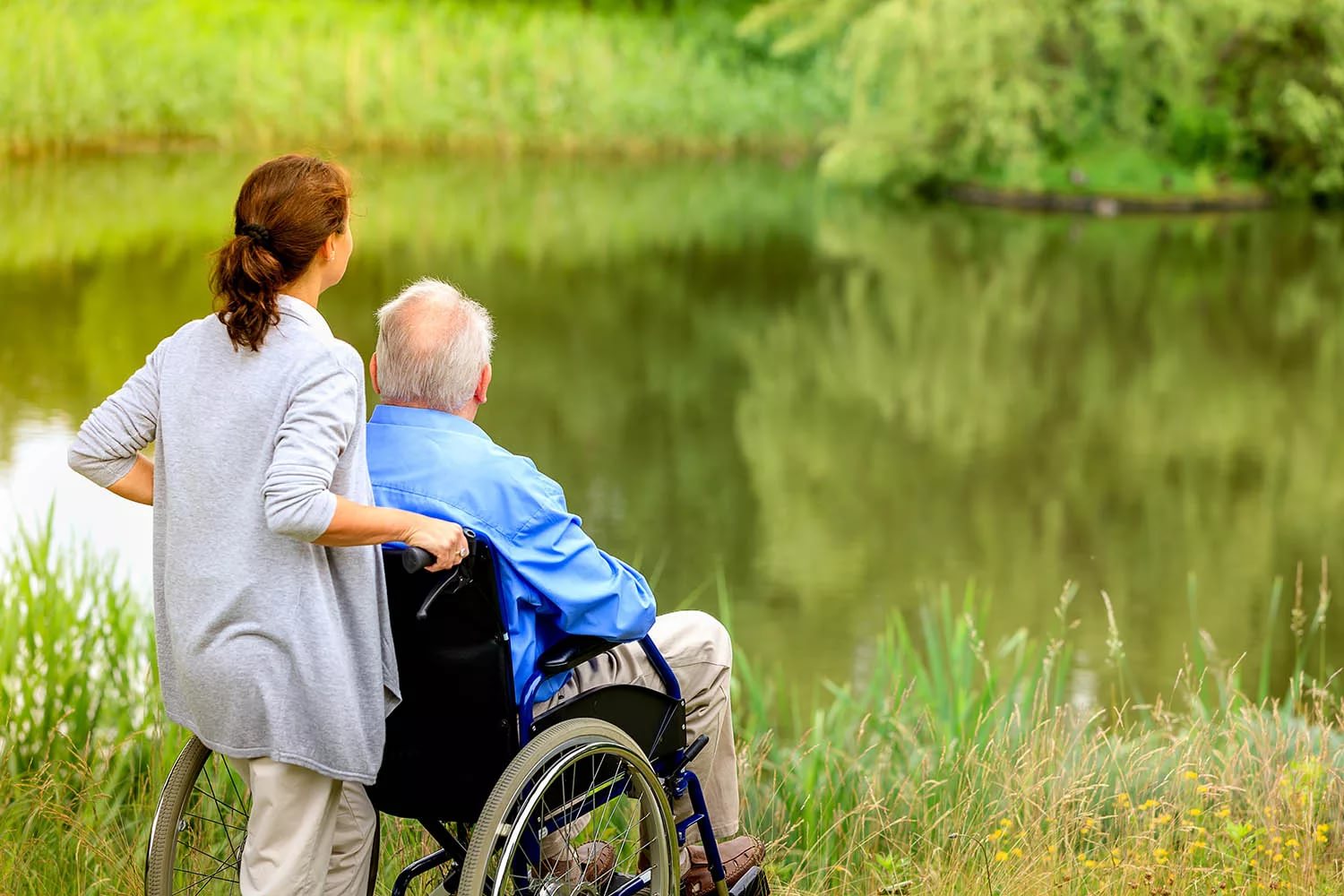 Сколько пенсионных баллов к пенсии дает уход за нетрудоспособным человеком ? смотреть онлайн