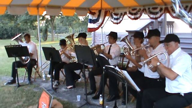 Mountain Echo Polka смотреть онлайн