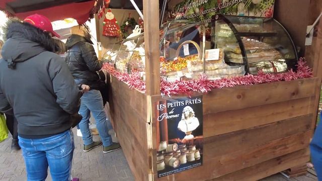 Marche de Noel Part 3 Christmas market Lyon Рождественская ярмарка в Лионе Франция Часть 3 смотреть онлайн