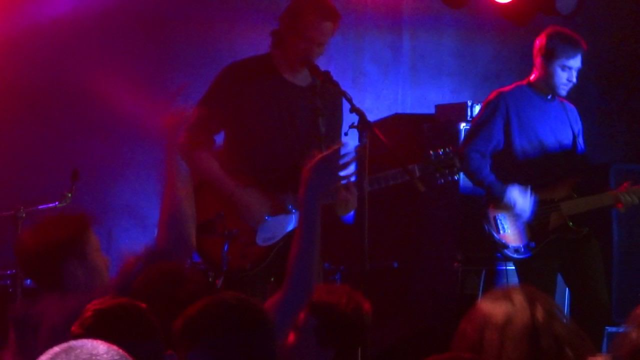 Ploho – Хотеть тепла (Ростов 2.04.17) смотреть онлайн