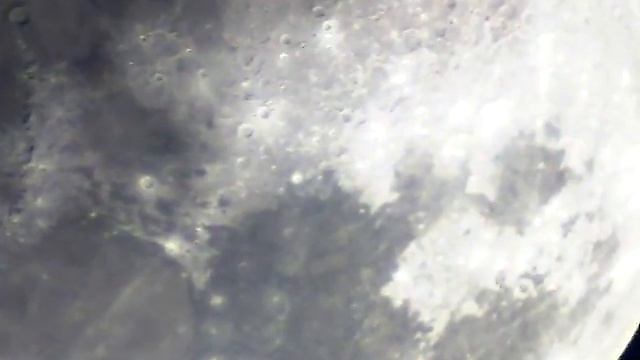 the moon: bresser messier 152/s telescope first movie. смотреть онлайн