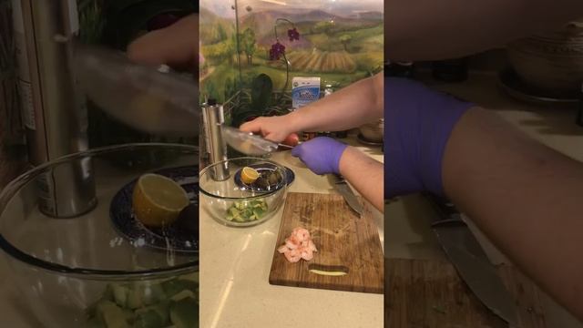 170. Салат ?Авокадо с ?Манго и Креветками. + Young & Living эфирные масла смотреть онлайн