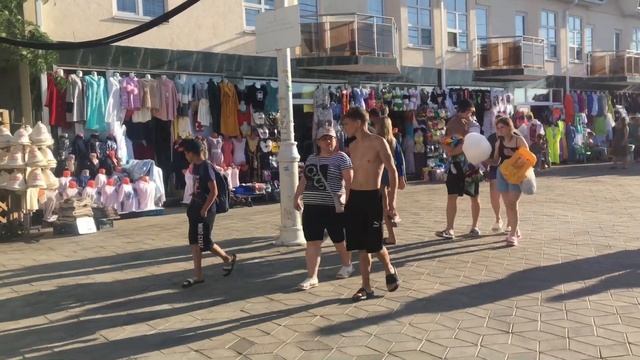 г.Анапа За билетом на автовокзал//Дошли до моря, народу много? смотреть онлайн