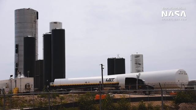 SpaceX Boca Chica - Starship SN3 comes to life as SN4 waits in the wings смотреть онлайн