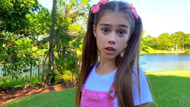 Настя и волшебный игровой домик с горкой смотреть онлайн