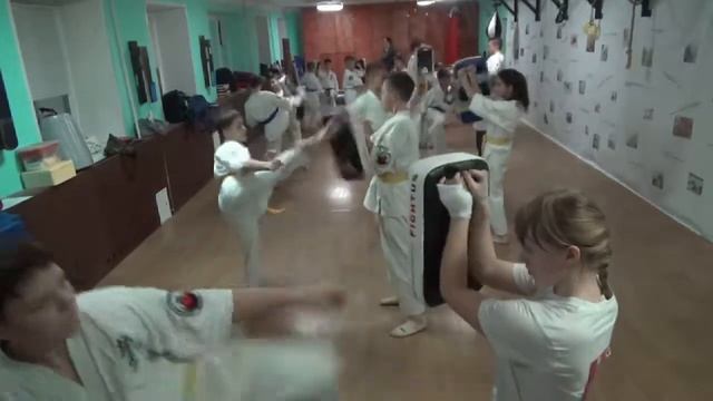 Тренировка 06 ноября 2019 года. Группа №3 Киокусинкай Каратэ Климовск смотреть онлайн