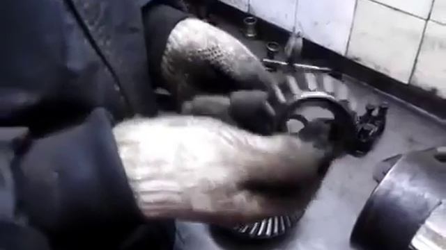 Регулировка редуктора заднего моста Часть1 смотреть онлайн