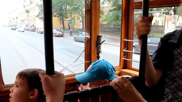 Экскурсия на трамвае МС-4 №2424 по Санкт-Петербургу