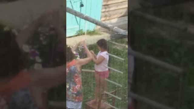 Качель от жырной жопы????????????? смотреть онлайн