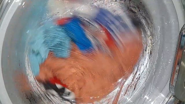 стирка полотенец | Hotpoint-Ariston | Анти-Аллергия 60° 800 об + Интенсивная | Процесс стирки смотреть онлайн