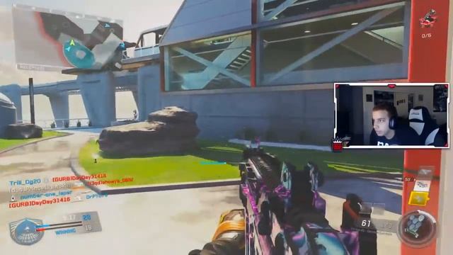 THE AIMBOT WEAPON ON INFINITE WARFARE! (NEW OVERPOWERED KARMA-45 DEIMOS EPIC WEAPON)