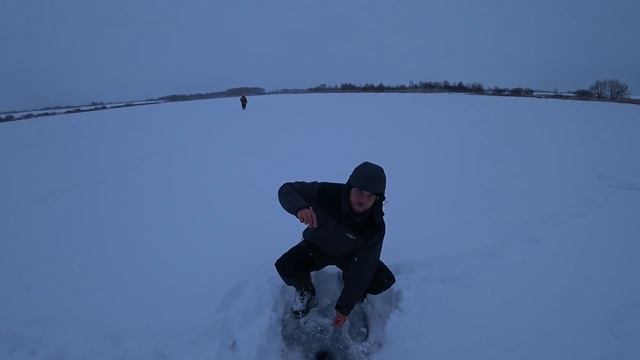 ЭТА ПРИМАНКА СДЕЛАЛА РЫБАЛКУ. ЛОВЛЯ ЩУКИ ЗИМОЙ. ЗИМНЯЯ РЫБАЛКА смотреть онлайн