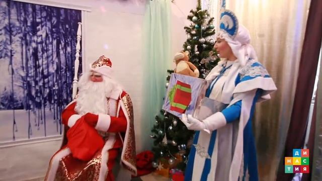 Елка для малышей в Династии-Коммунарка. 12:30. 20.12.2020 смотреть онлайн