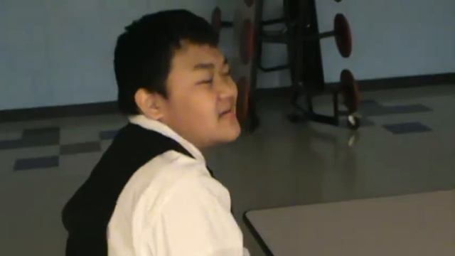 Hmong Vue New Year fail prank part ending смотреть онлайн