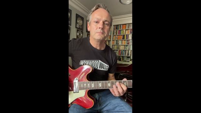 Hamish Stuart's 1967 Epiphone Casino, Pick Up The Pieces смотреть онлайн