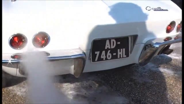 Corvette C2 Sting Ray 327ci V8 sound and turn around смотреть онлайн
