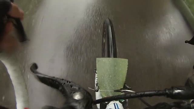Testing DIY fenders/mudguards. Тестируем самодельные крылья смотреть онлайн